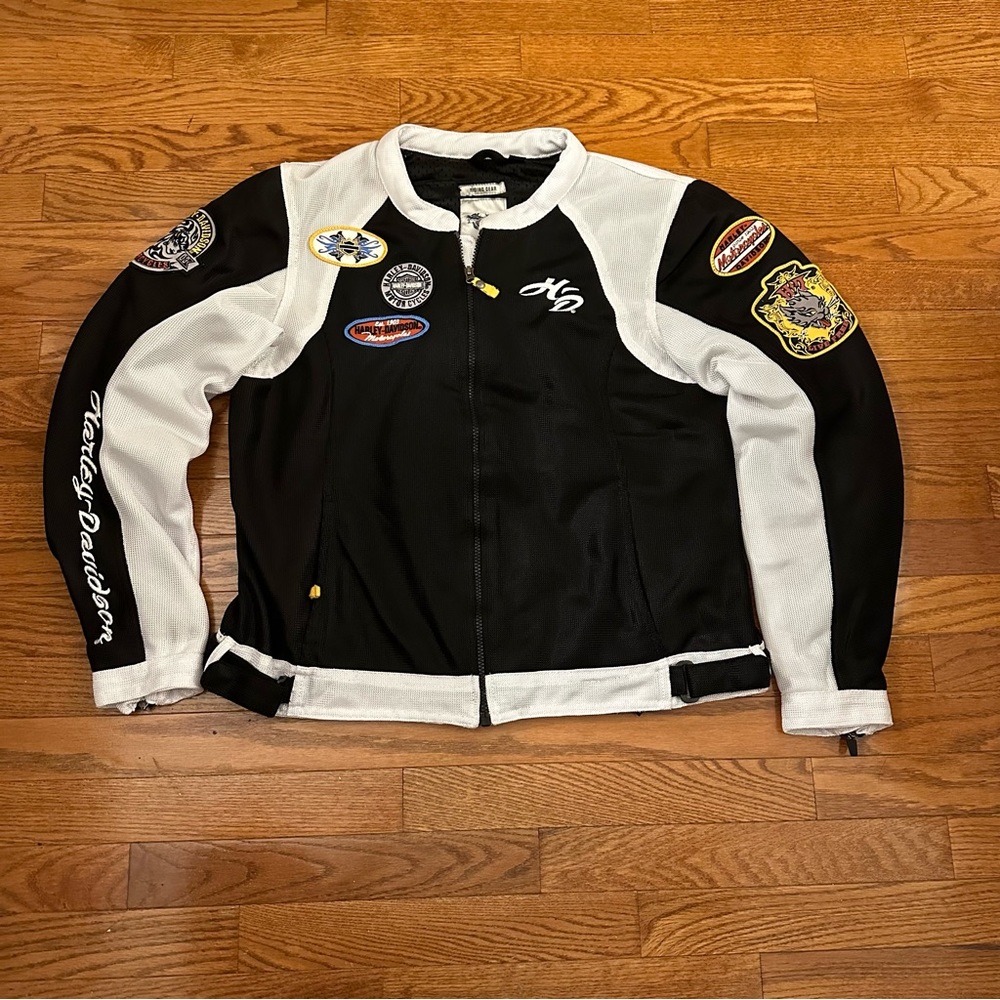 Harley Davidson riding jacket Woman/Youth Large Full mesh Zip up